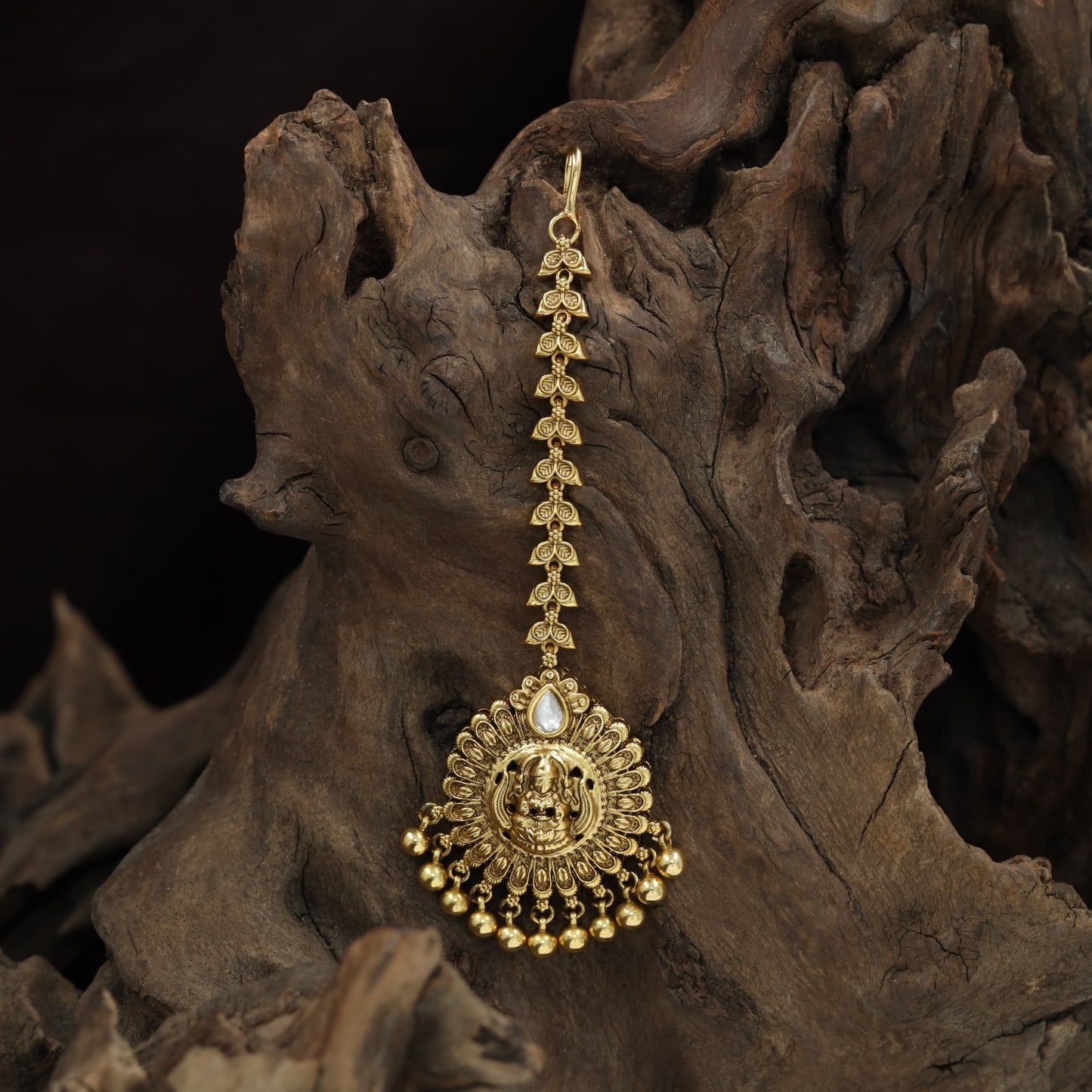 Antique Lakshmi Pendant Tikka With Sunburst Border Detailing