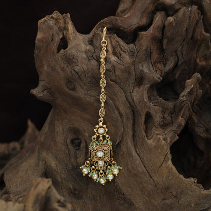 Antique Leaf Link Tikka With Ornate Pendant Fringe Detailing