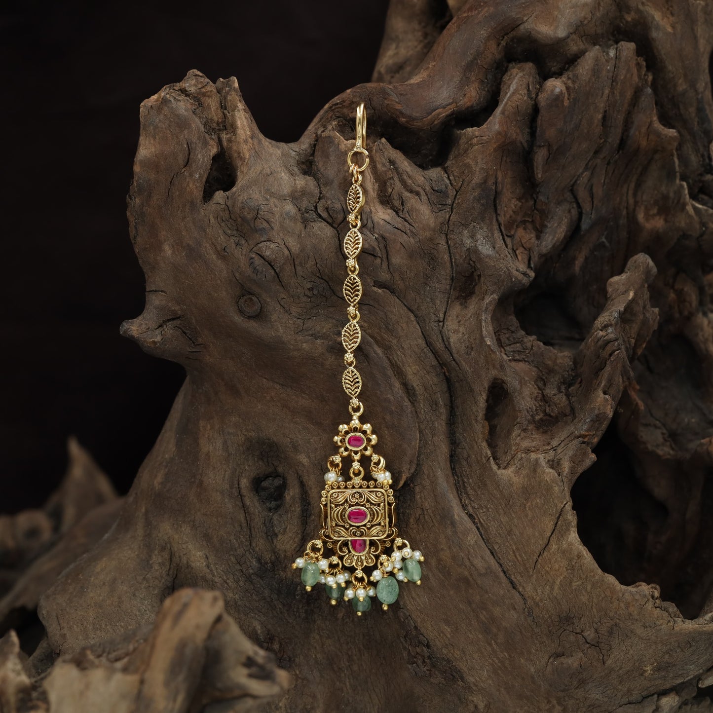 Antique Leaf Link Tikka With Ornate Pendant Fringe Detailing