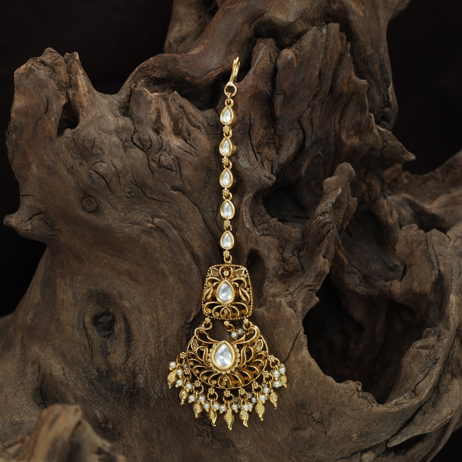 Decorative Chain Antique Tikka With Intricate Drop Pendant