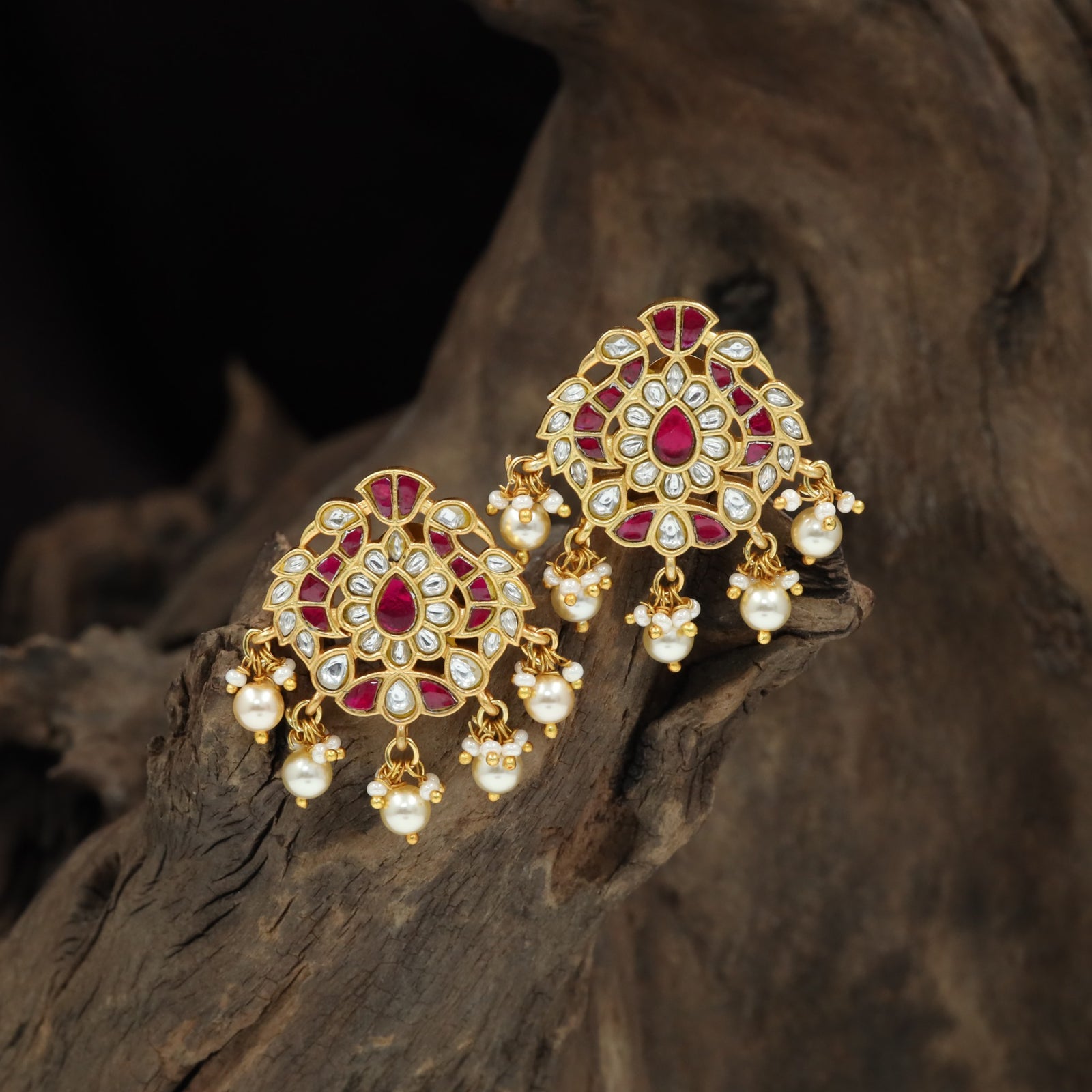 Floral Crest Jadau Stud with Decorative Arch Frame and Danglers
