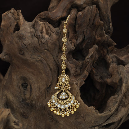 Classic Arch Border Antique Tikka With Hanging Bead Drops