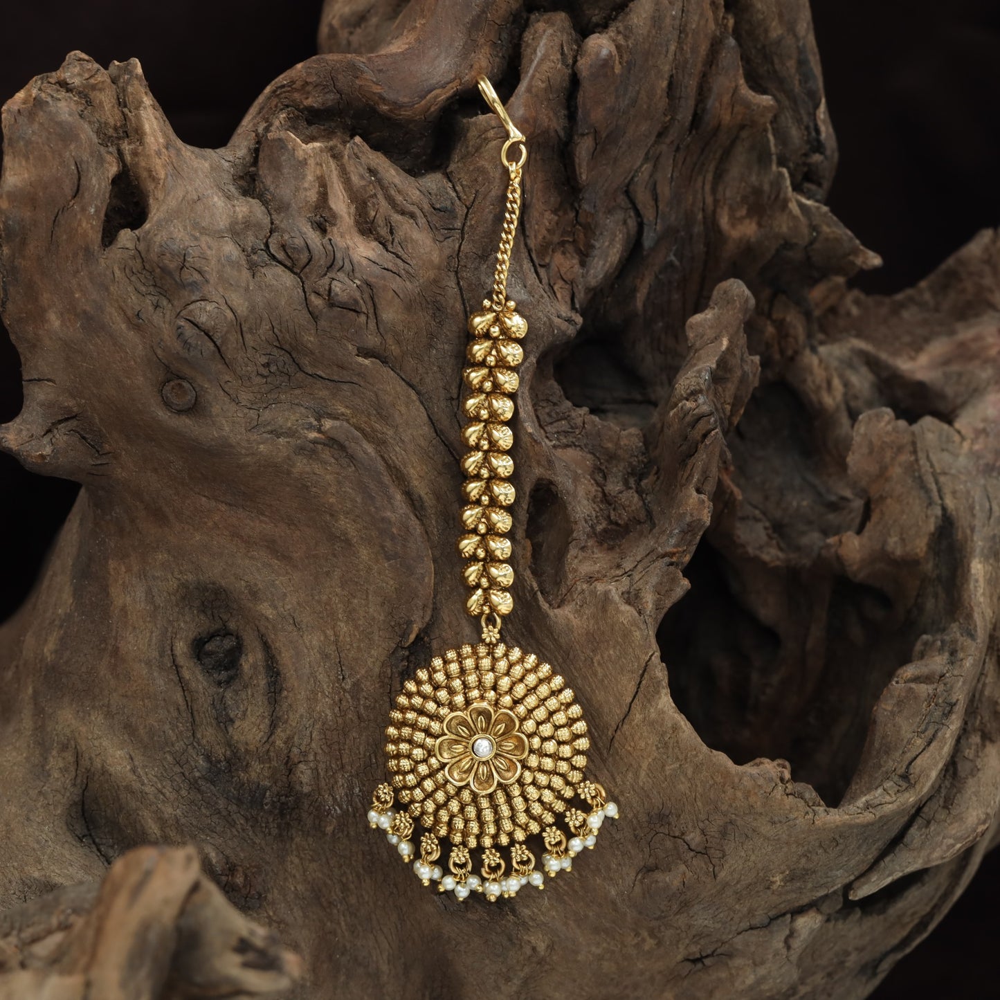 Royal Floral Disc Antique Tikka Design
