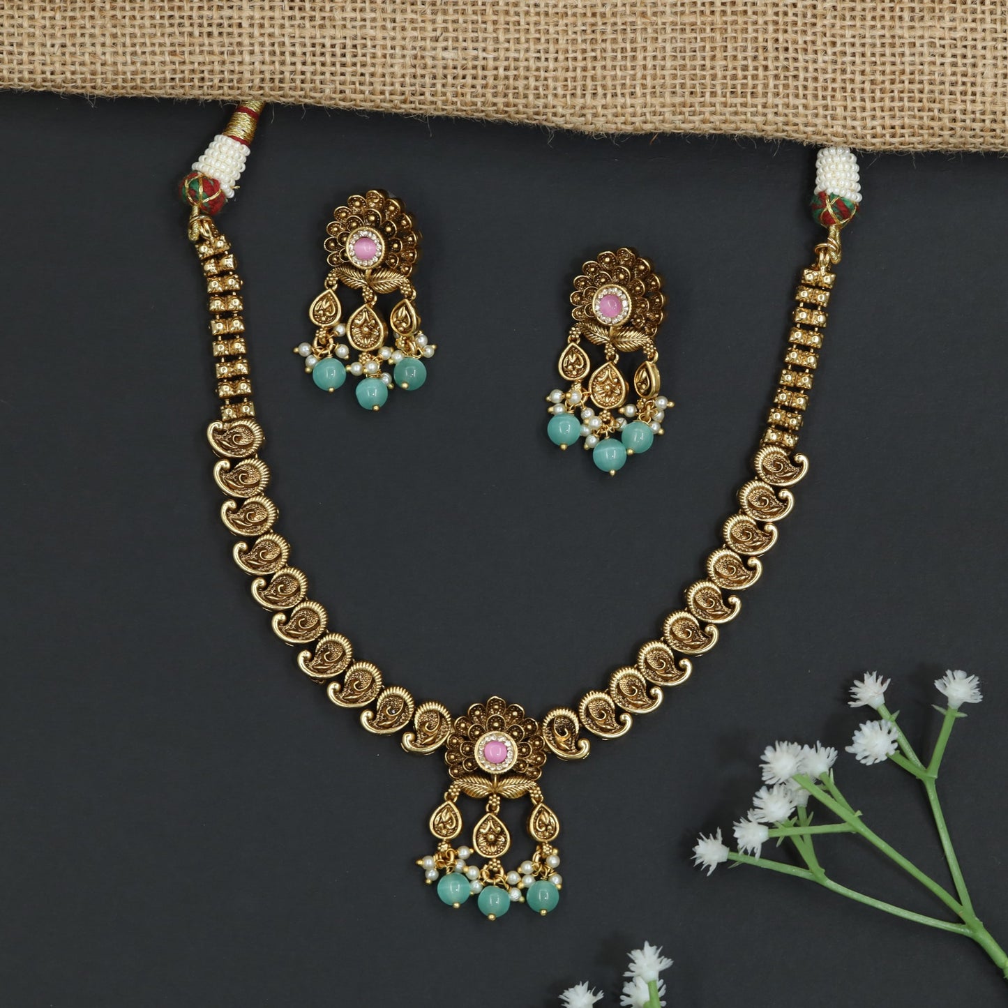 Antique Short Necklace With Decorative Paisley Link Design