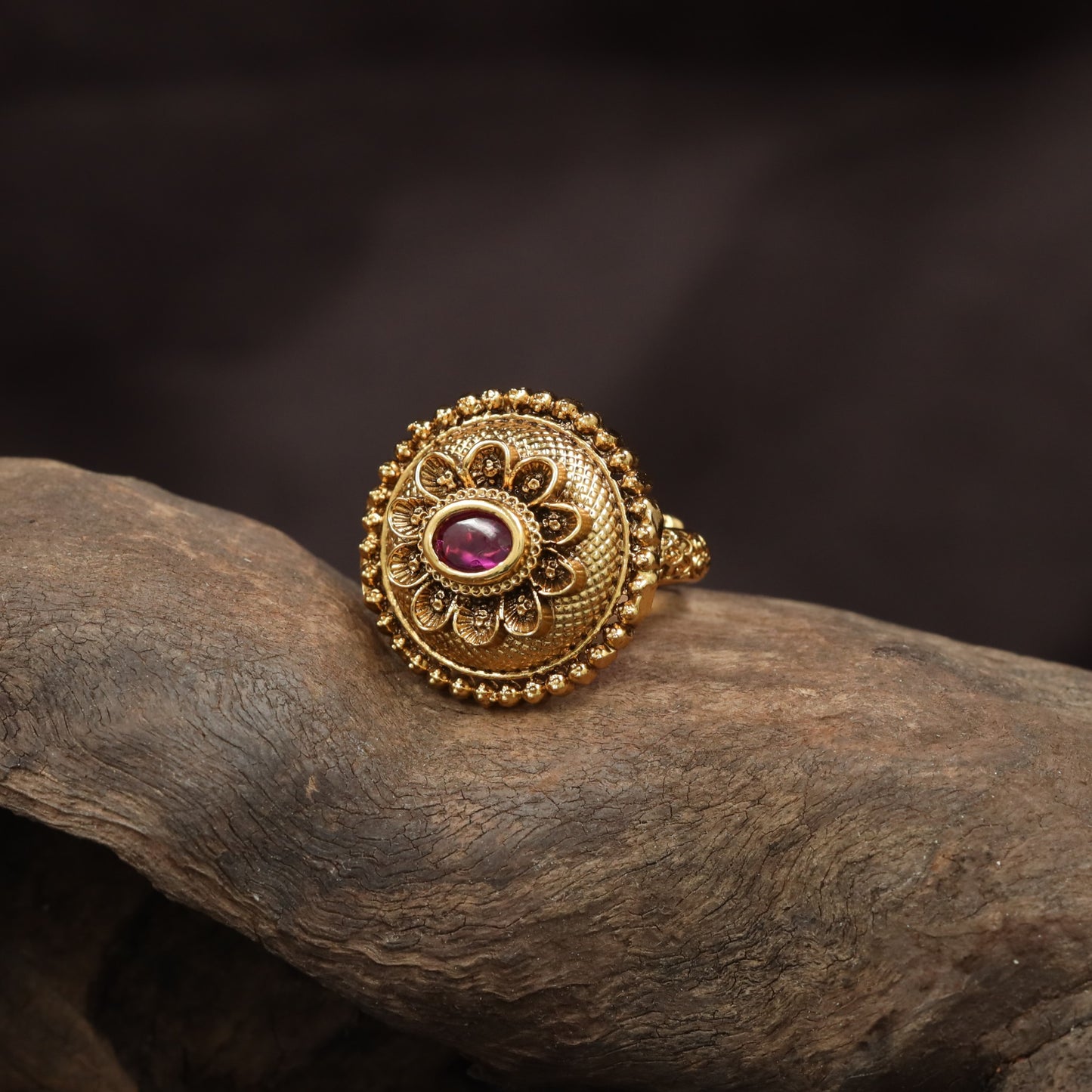 Signature Beaded Border Antique Finger Ring With Decorative Rosette Pattern