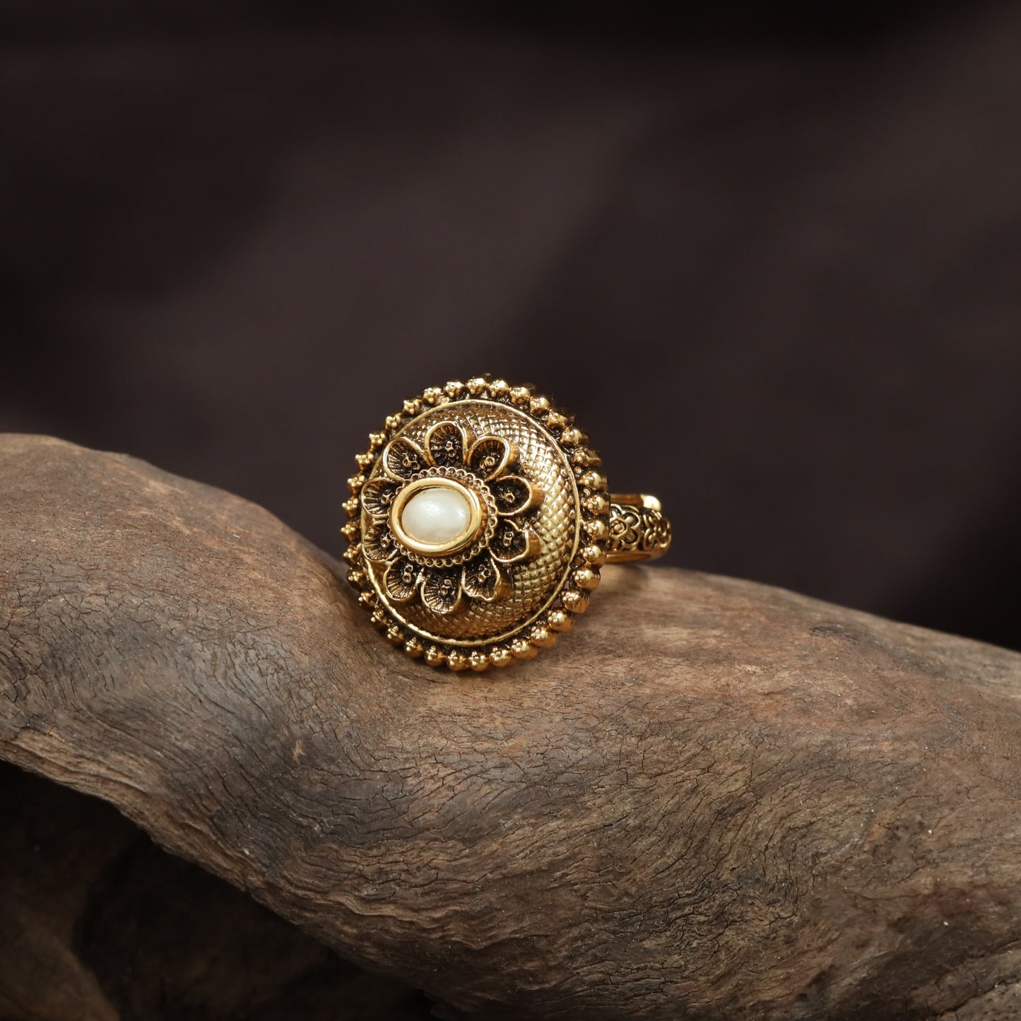 Signature Beaded Border Antique Finger Ring With Decorative Rosette Pattern