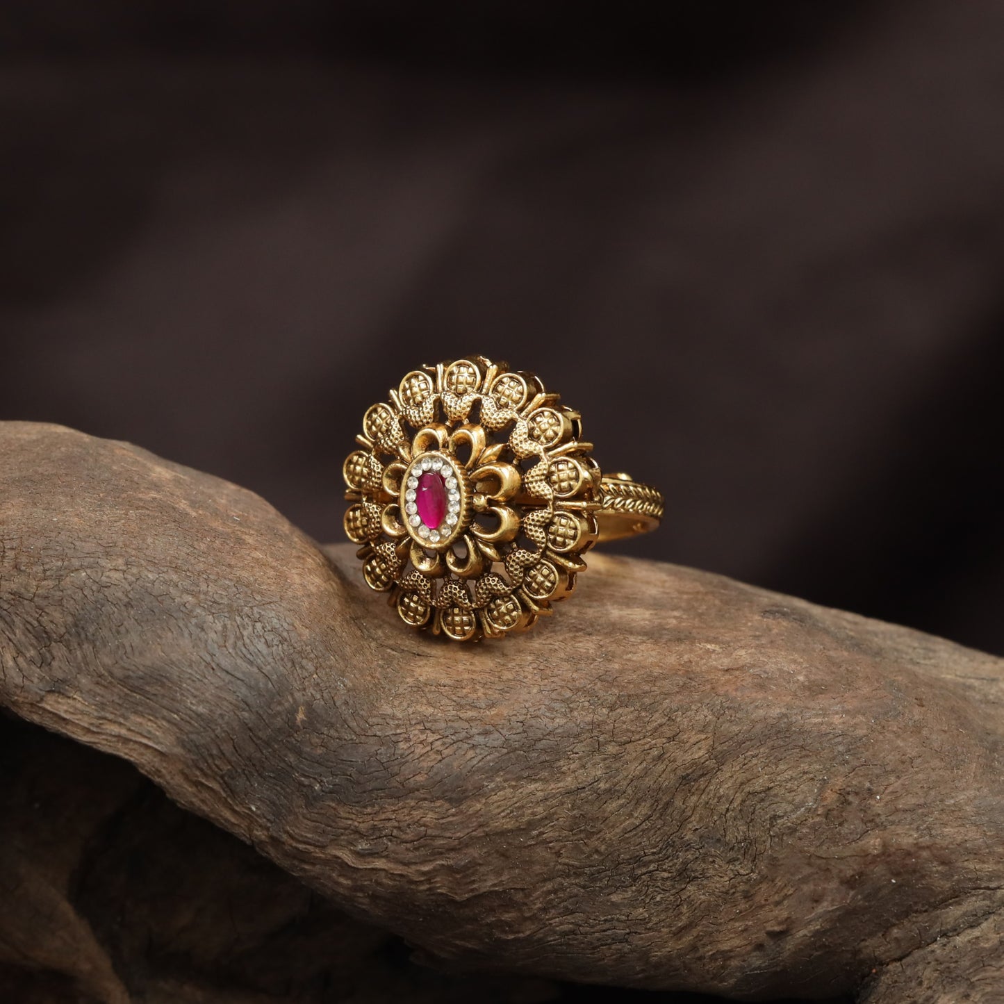 Premium Floral Disc Antique Finger Ring With Layered Petal Detailing