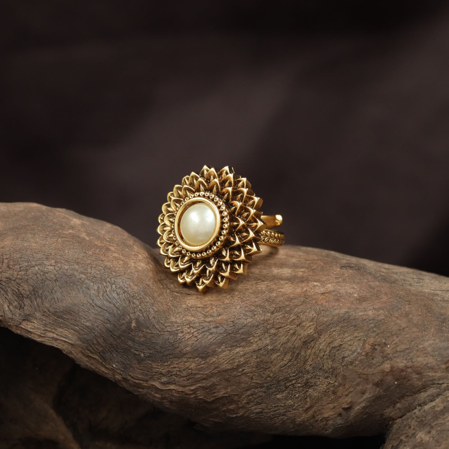 Designer Lotus Petal Inspired Antique Finger Ring With Oval Centre Accent