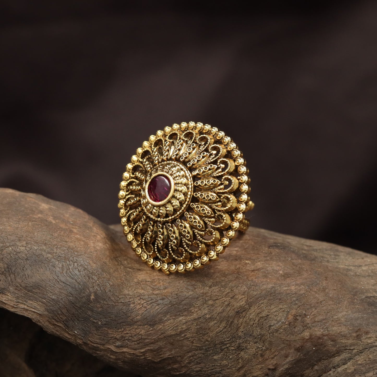 Heritage Concentric Rosette Antique Finger Ring With Raised Centre Detail