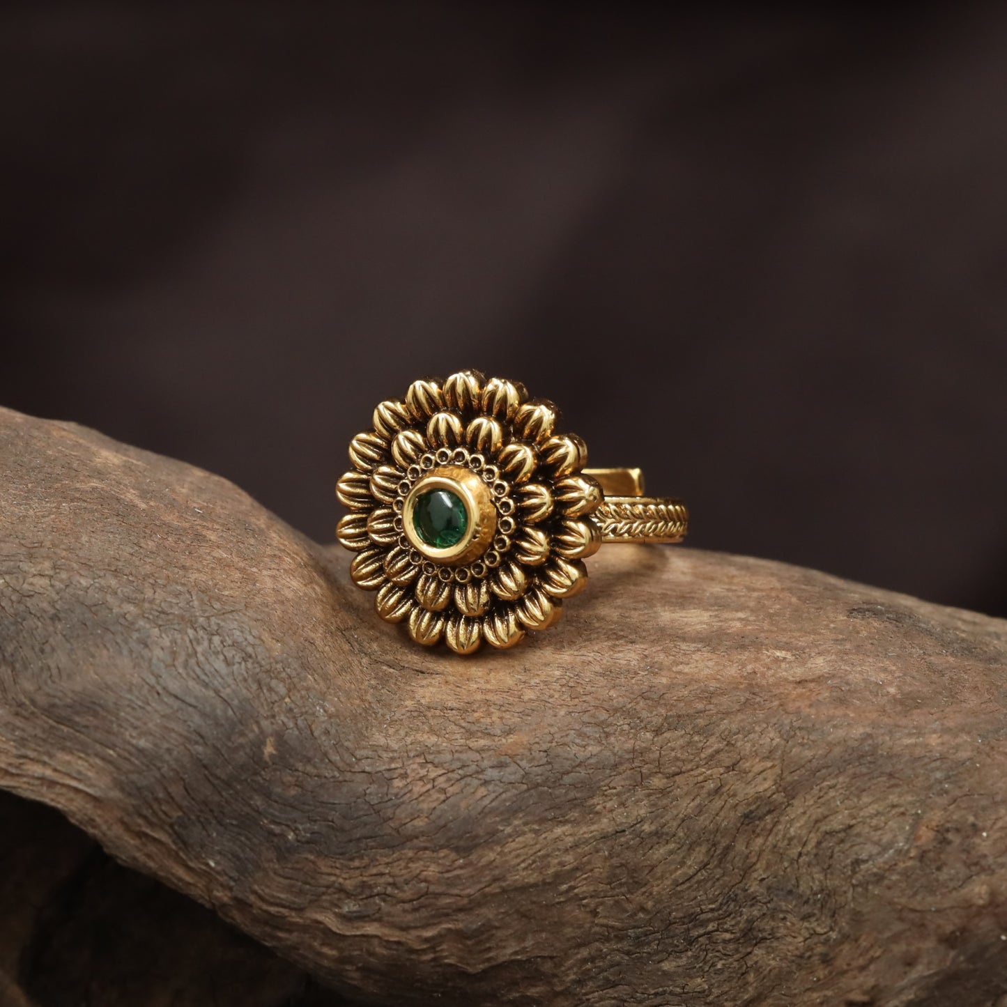 Festive Sunburst Pattern Antique Finger Ring With Decorative Centre