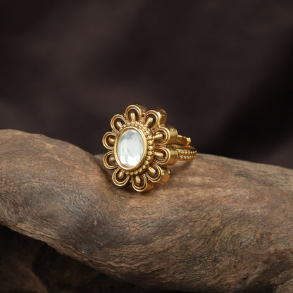 Classic Antique Finger Ring with Structured Petal Framework