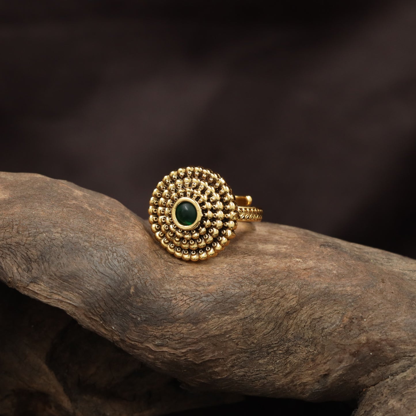 Regal Sunburst Antique Finger Ring With Layered Bead Border Design