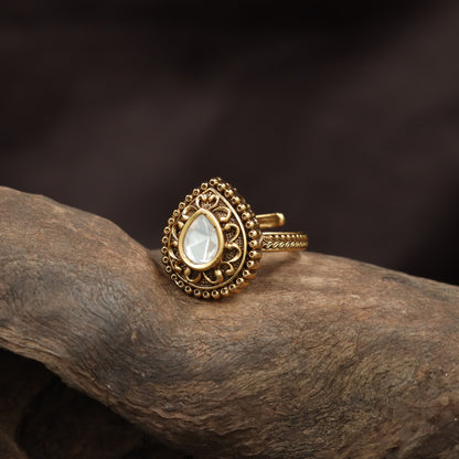 Antique Pear Centre Finger Ring With Decorative Detailing
