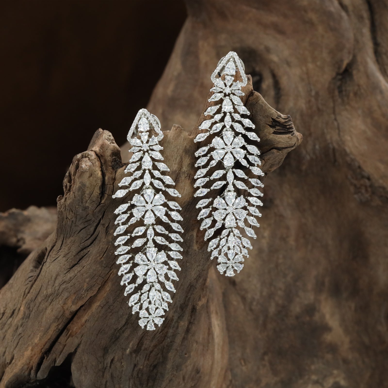 Signature Drape Hanging with Decorative Marquise Layout and Open Detailing