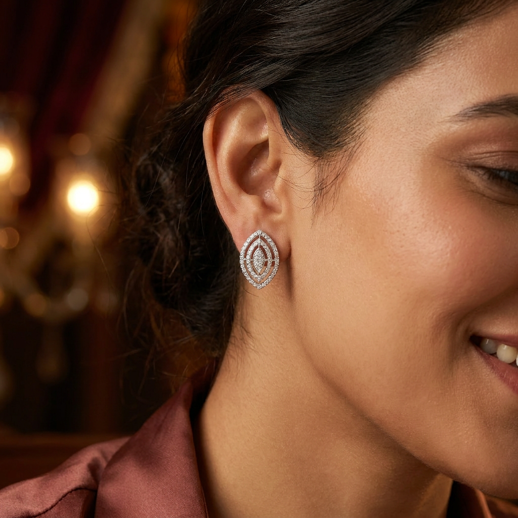 Blossom eye Stud with double border detailing
