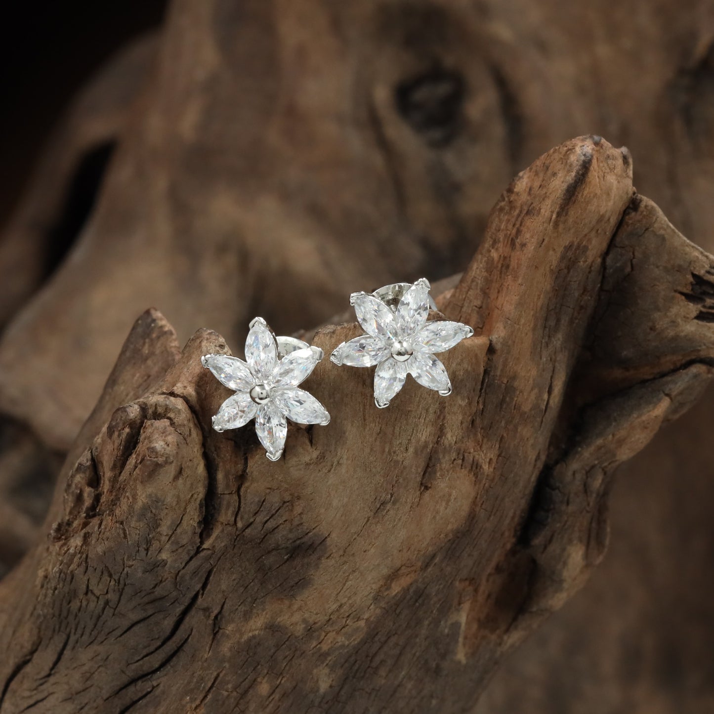 Cascading flower Stud with pointed petal styling
