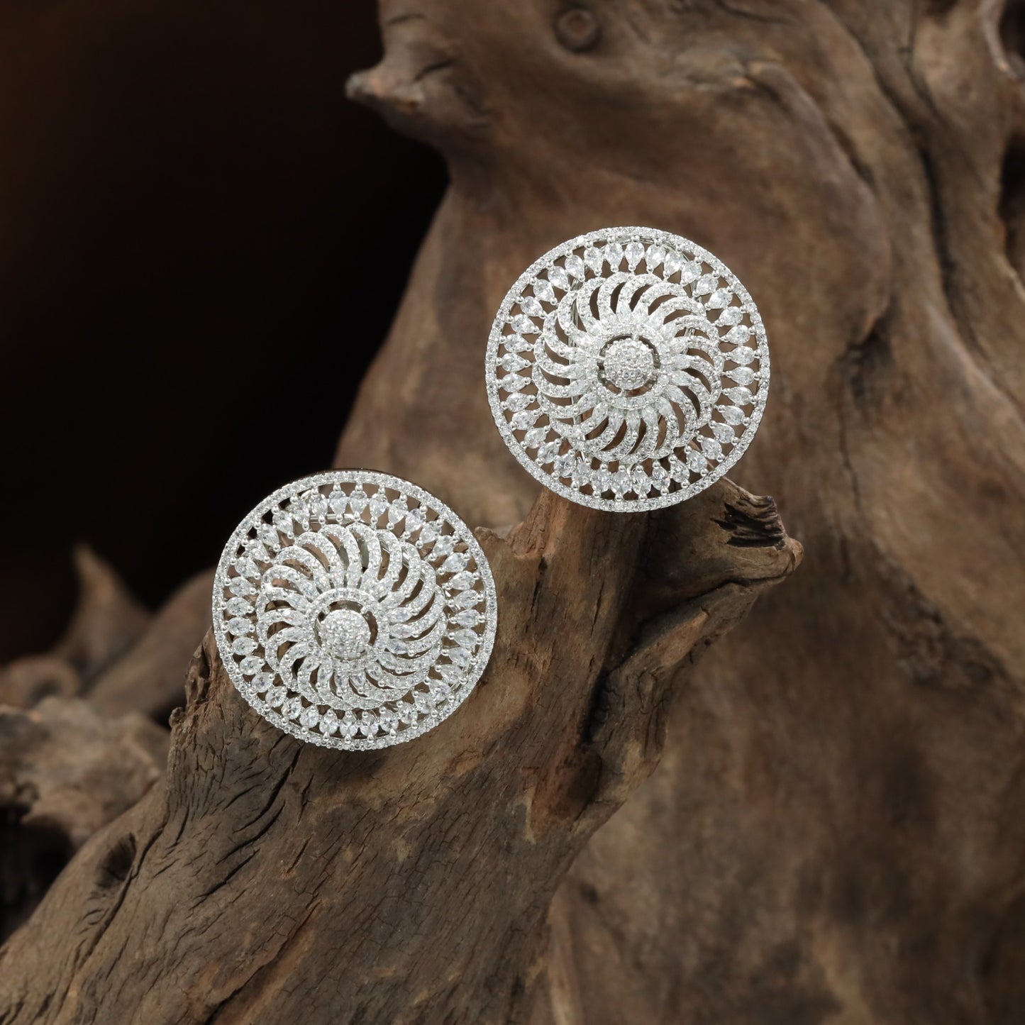 Flared wheel Stud with intricate swirl detailing