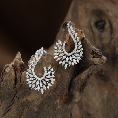 Jasmine Curve Stud with Expanding Petal Placement