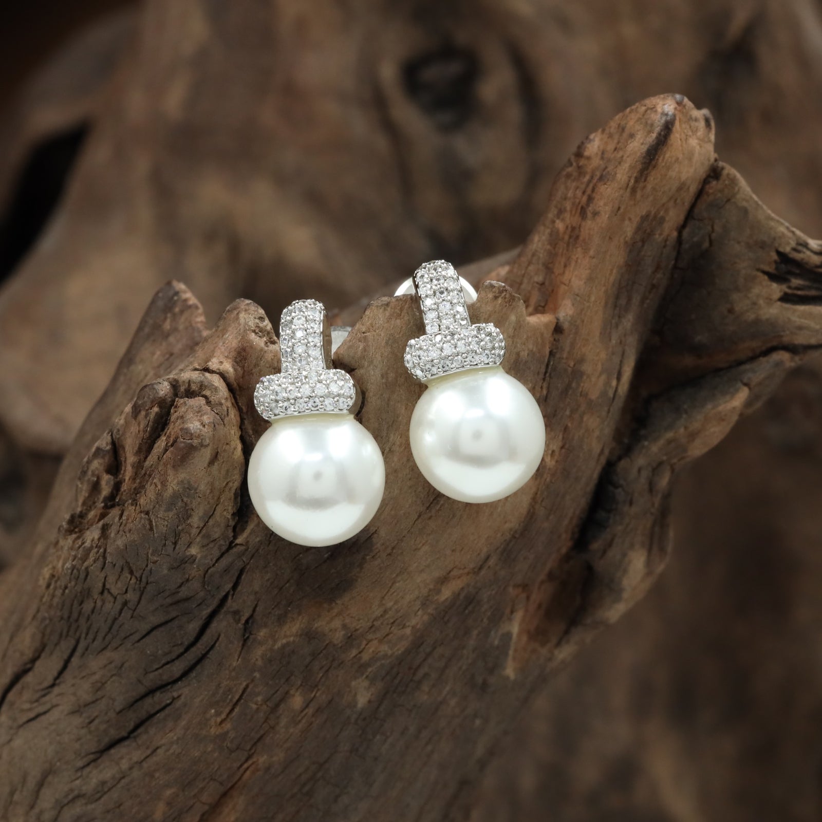 Grand Pearl Stud with Raised Textured Formation