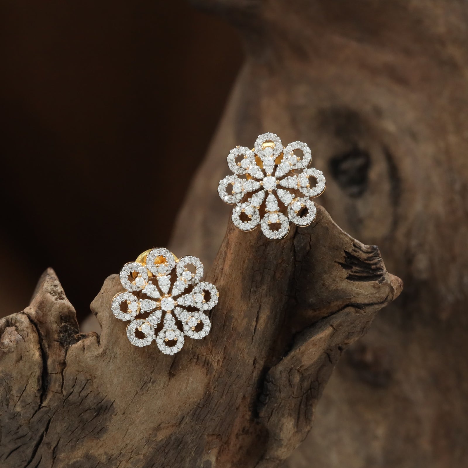 Loop Floral Stud with Circular Petal Detailing