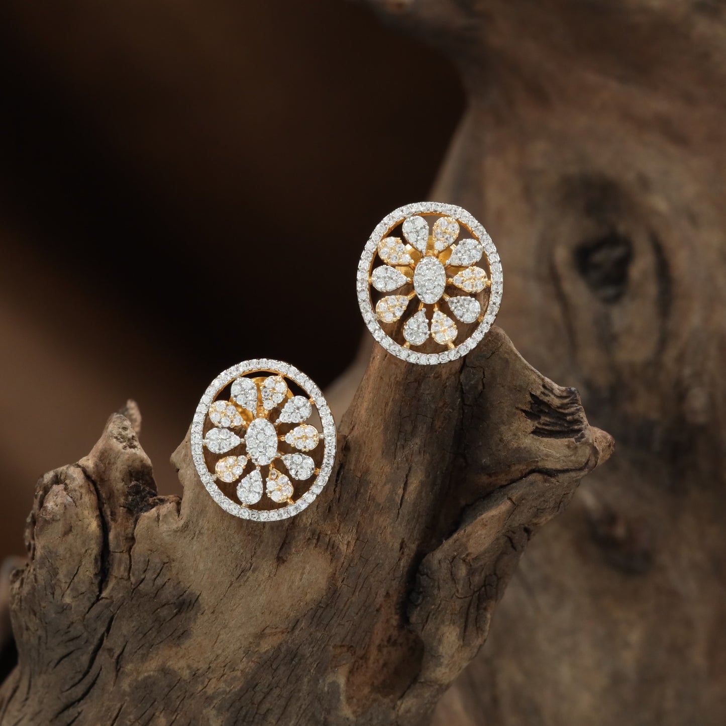 Twinkle Bloom Disc Stud with Marquise Petal Layout