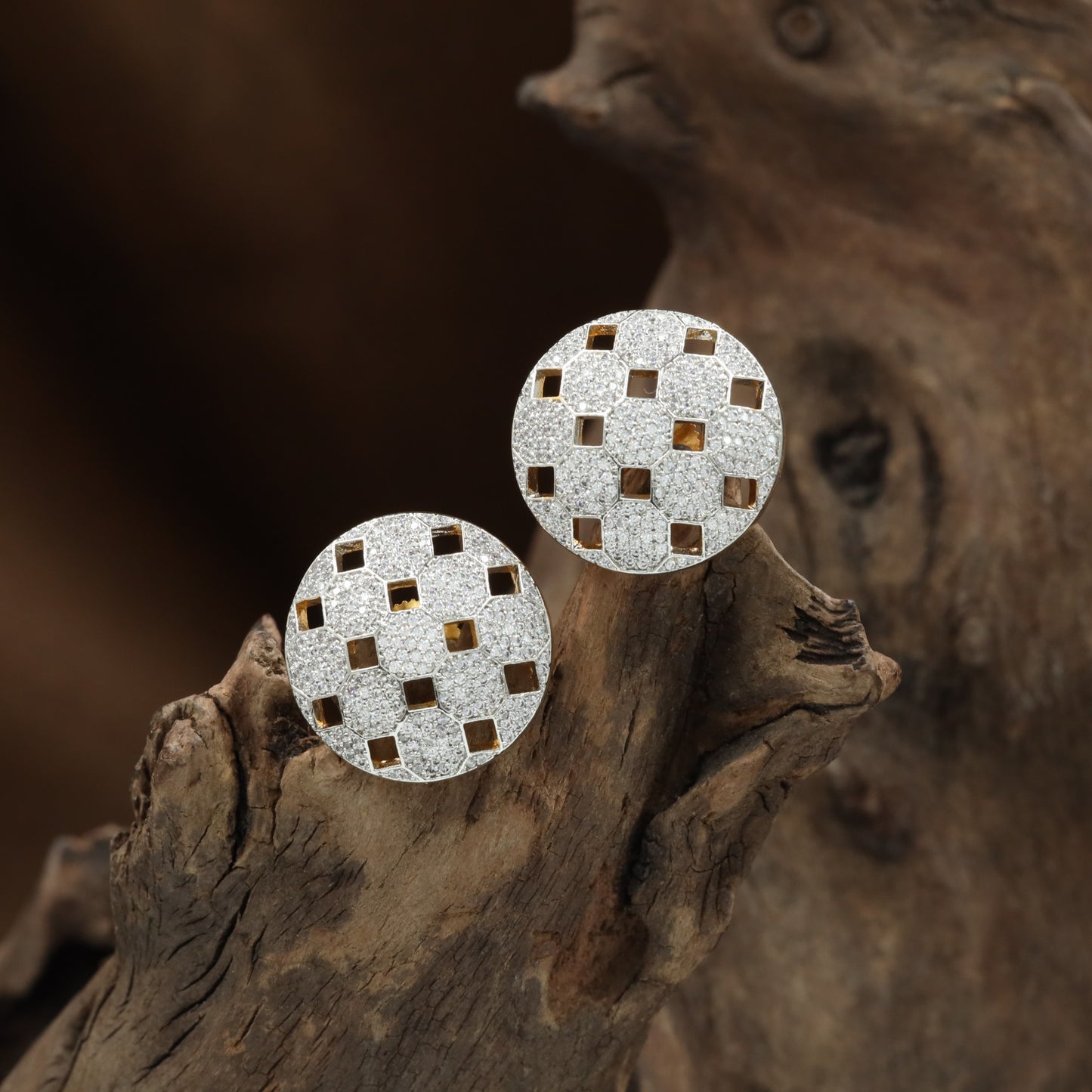 Checkered Disc Stud with Textured Surface Detailing