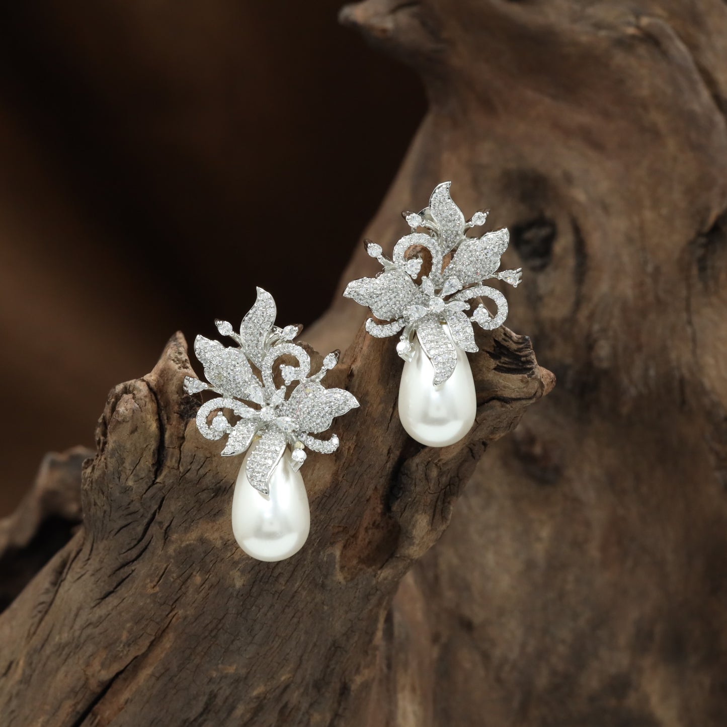 Decorative Leaf Stud with Layered Pearl Styling