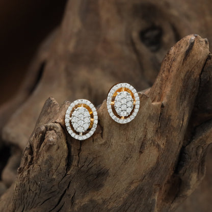 Knotted Halo Stud with Structured Edge Arrangement