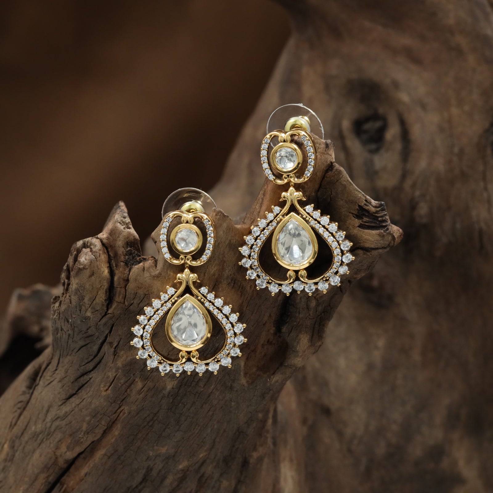 Amber Curve Kundan Hanging with Teardrop Center and Pearl Border Drops