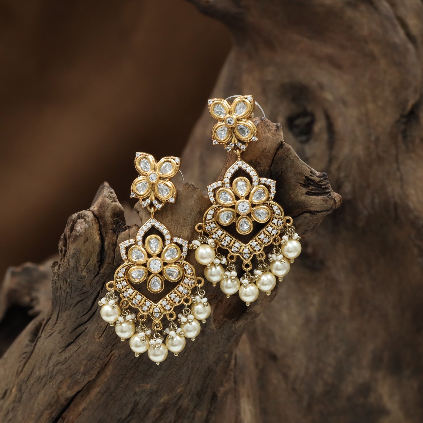 Border Bloom Kundan Hanging with Structured Floral Arrangement and Hanging Pearls