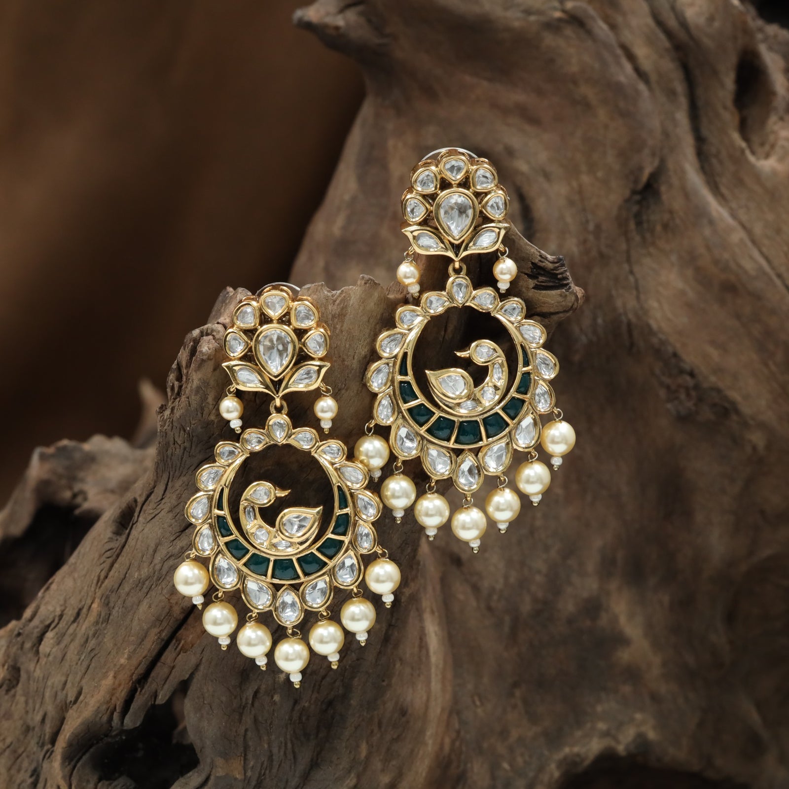 Premium Kundan Hanging with Raised Oval Centre