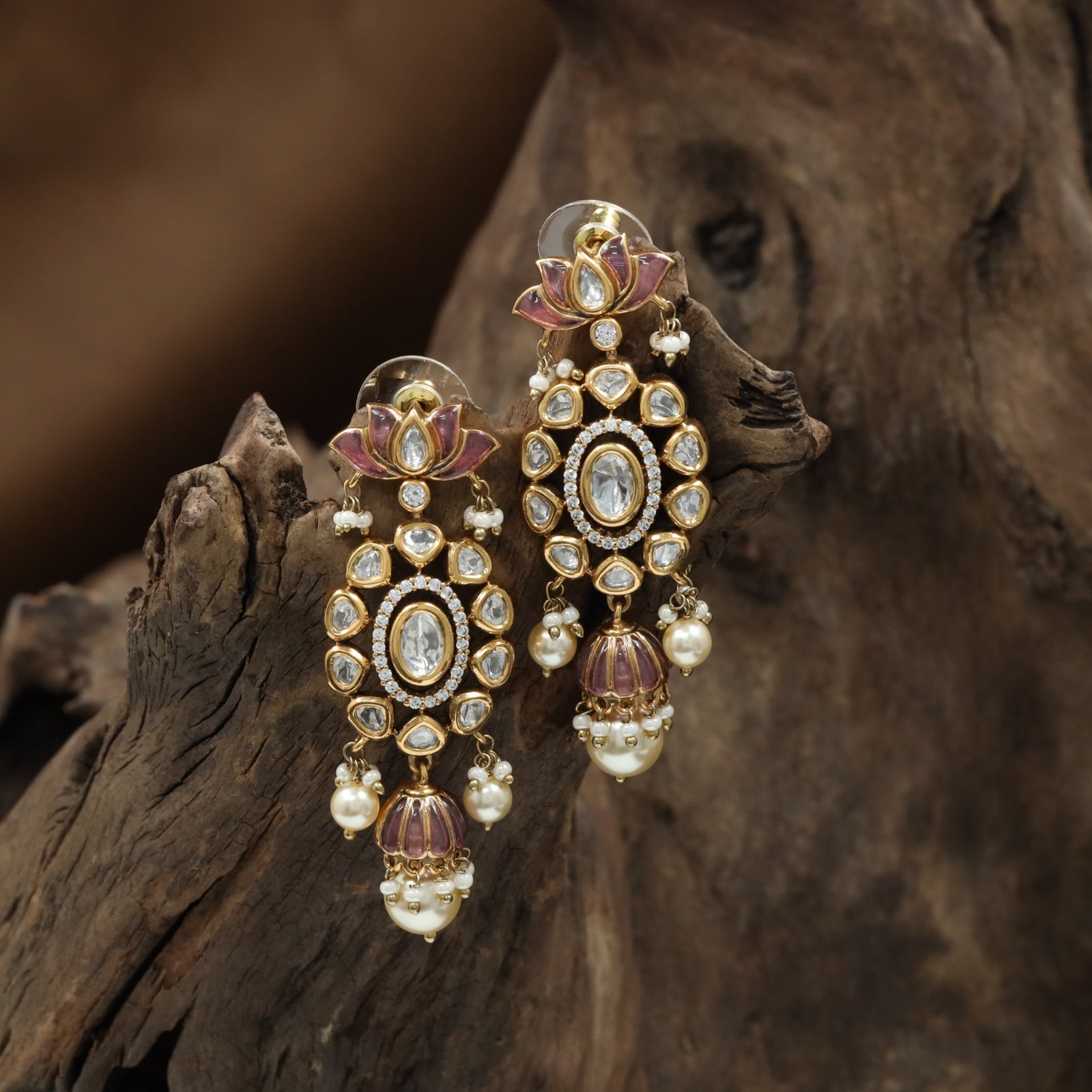 Border Kundan Hanging with Raised Oval Pattern and Dome Drop Finish