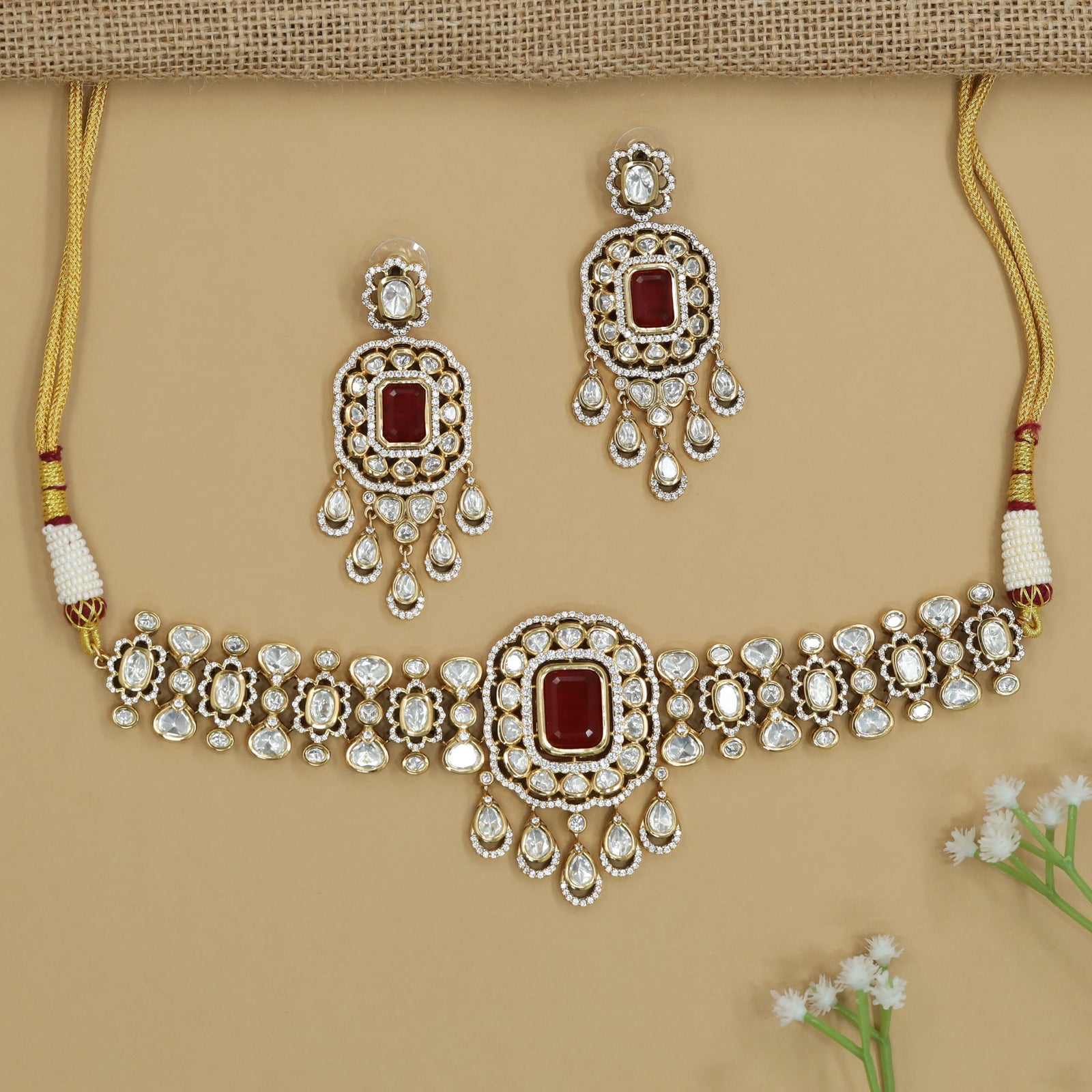 Classic Rectangle Kundan Choker with Linked Border Arrangement and Drop Detailing