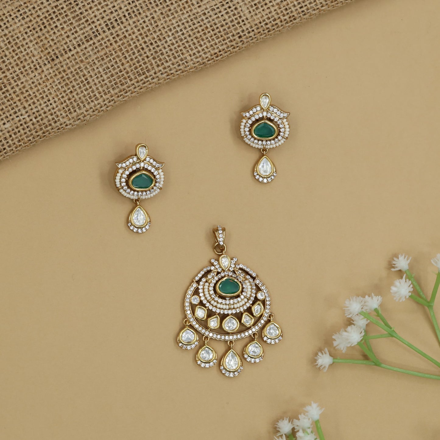 Grand Loop Pendant Set with Structured Dome Styling and Border Arrangement