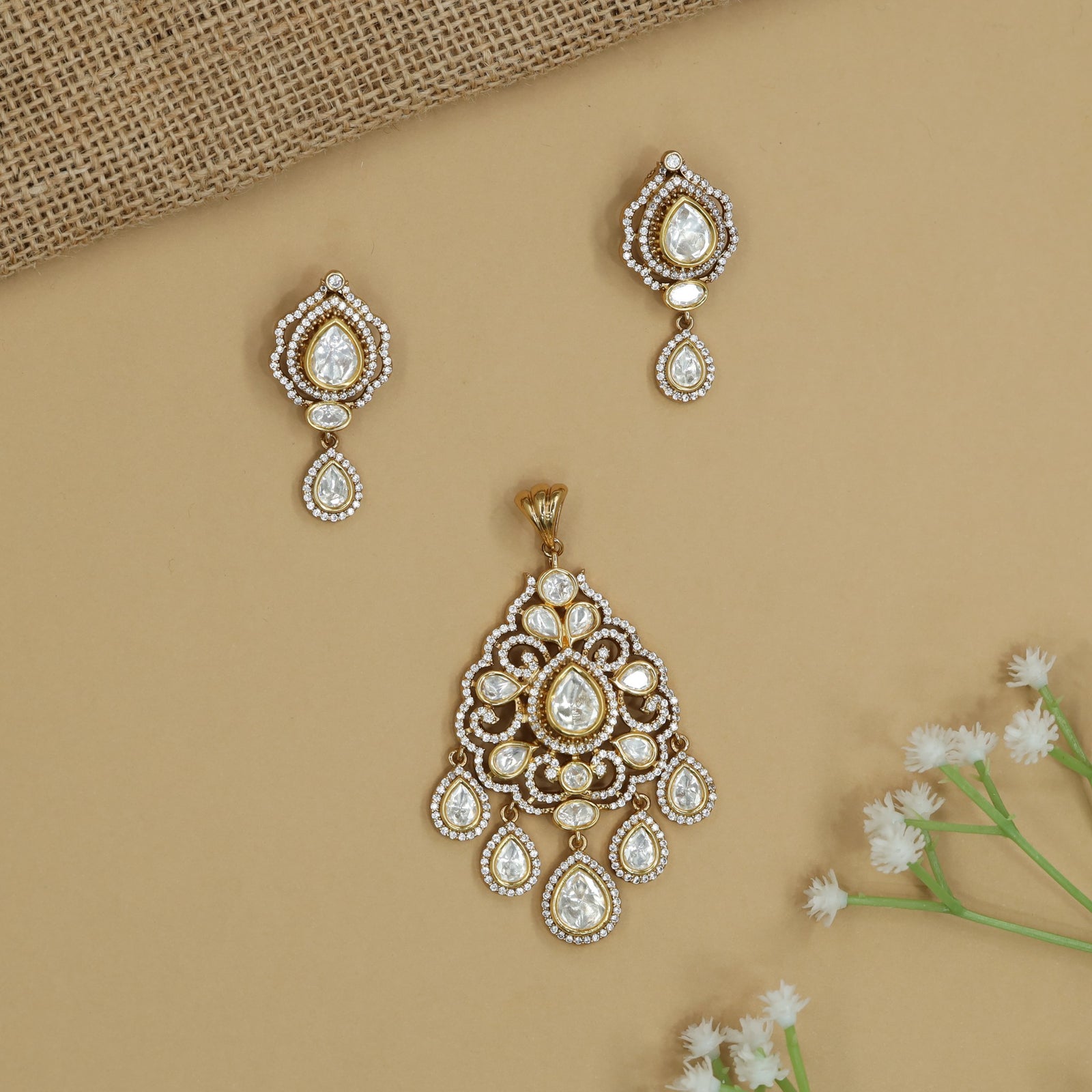 Arched Bloom Pendant Set showcasing Scroll Pattern Center Arrangement