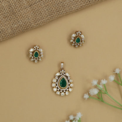 Regal Pear Kundan Pendant Set with Floral Border Arrangement and Matching Earrings