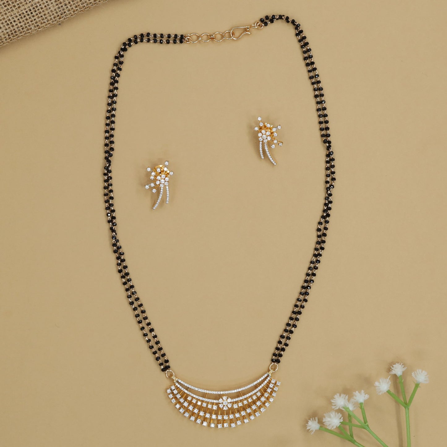 Triple Row Gj Mangalsutra with Hanging Arc Pendant Layout