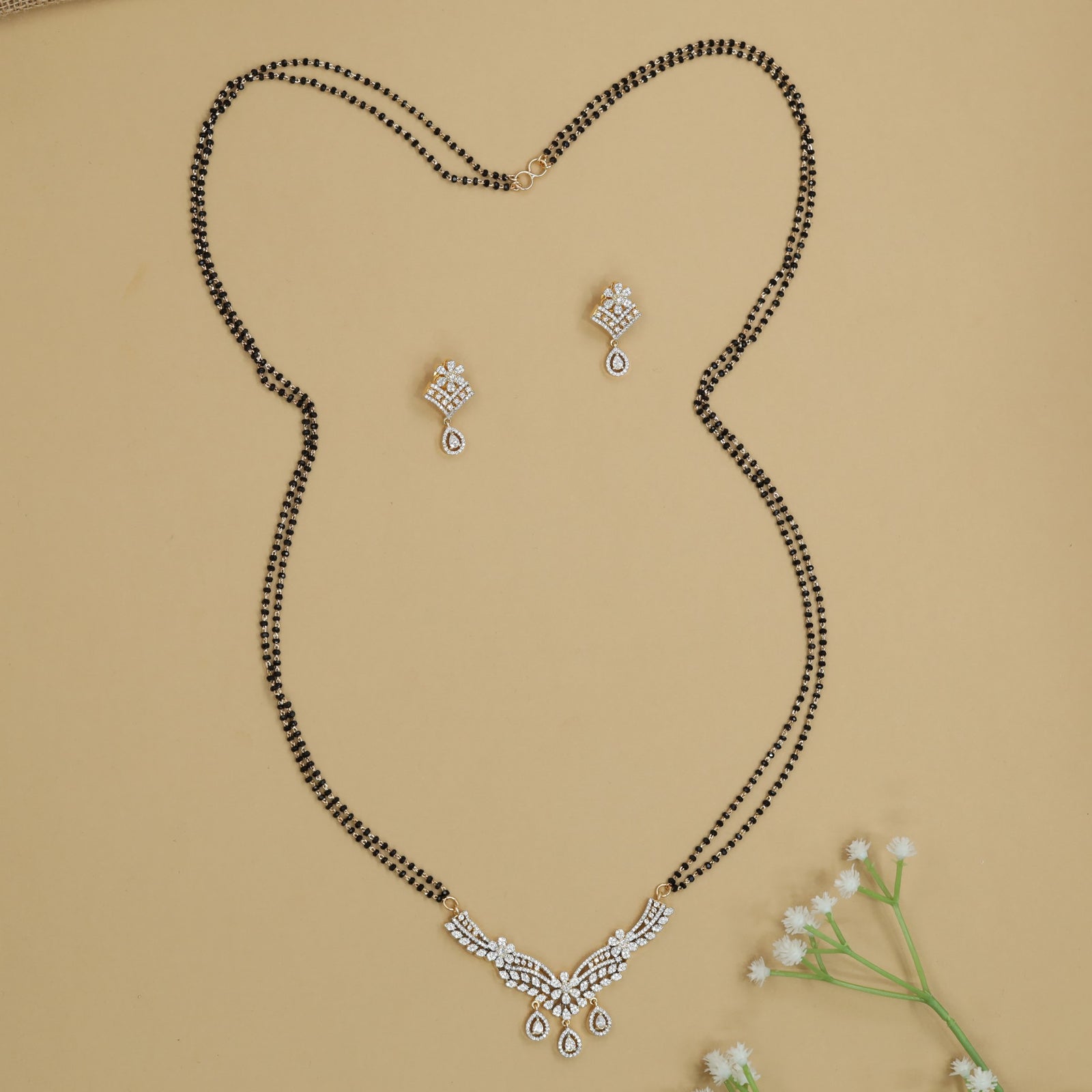 Heritage Wing Gj Mangalsutra with Triple Fringe Pendant