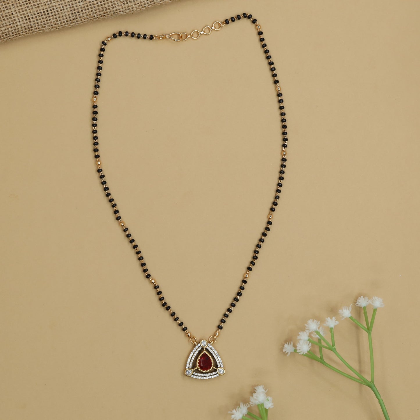 Gold Polish Mangalsutra with Framed Pendant Formation