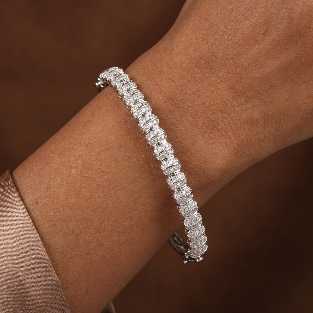 Bezel Band Kada with Continuous Frame Placement and Raised Styling