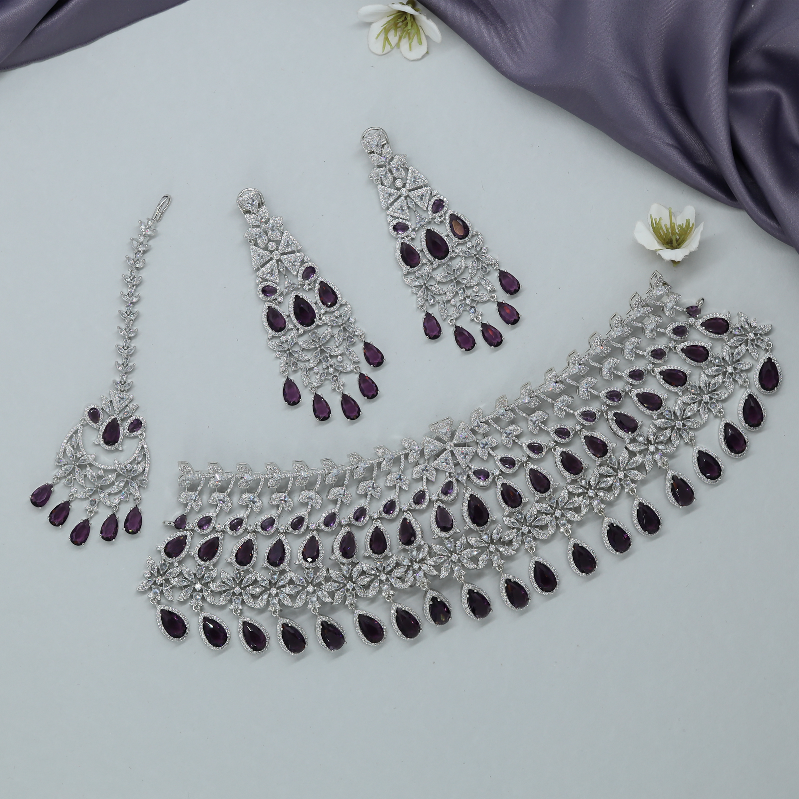 Grand Floral Arrangement Rhodium Choker with Dangling Teardrop Edge
