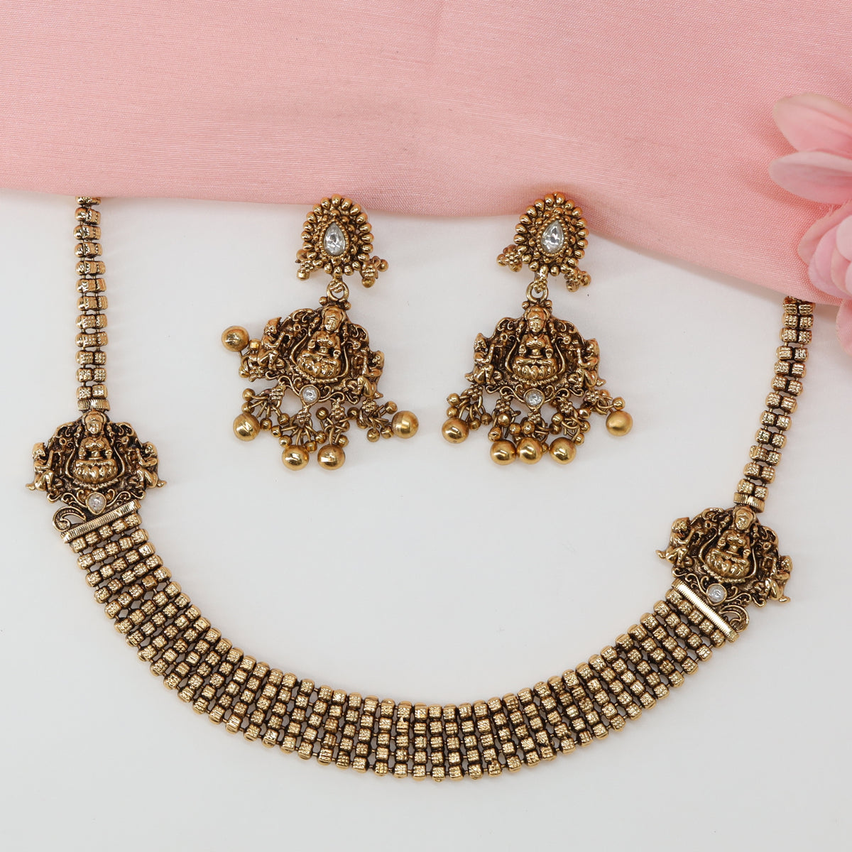 Lakshmi Panel Grid Necklace with Square Link Collar