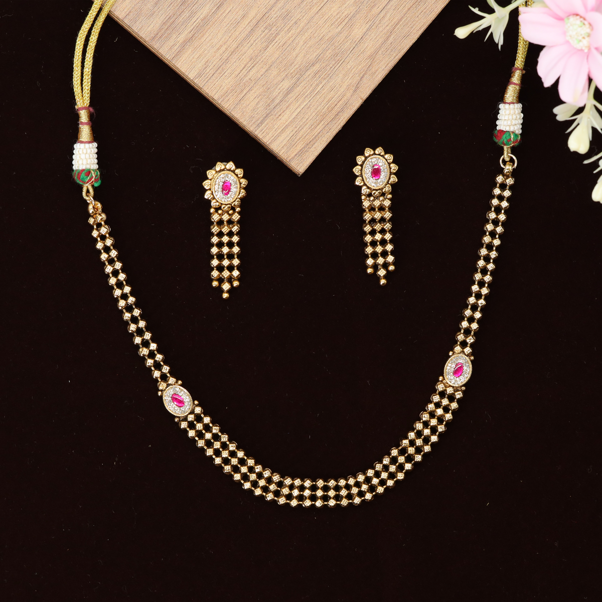Traditional Interlinked Cube Necklace with Stone Highlight Units