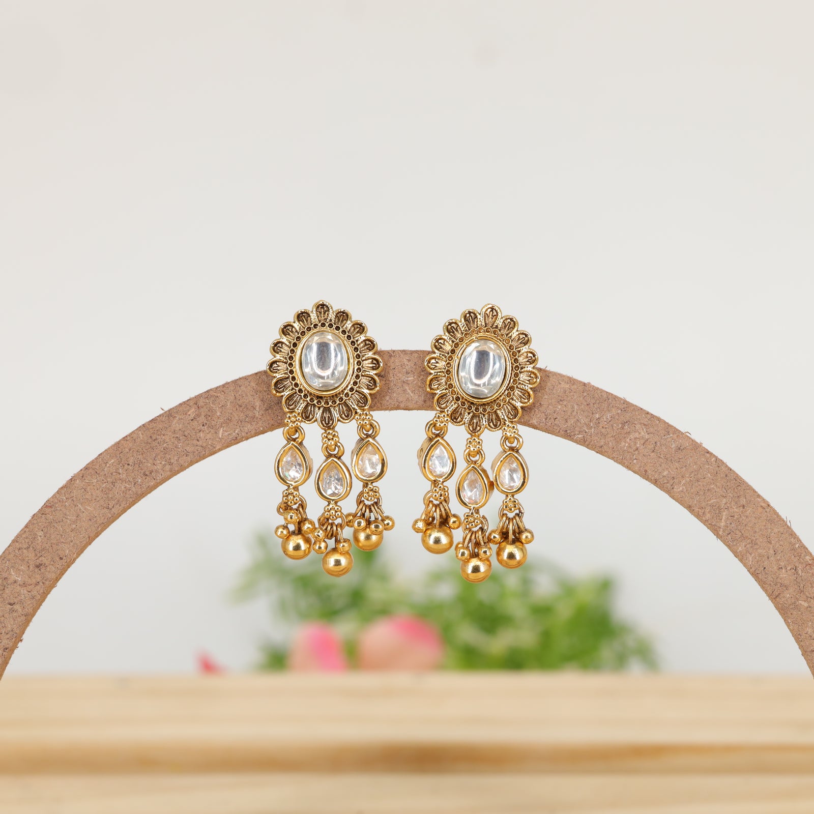 Aarunya Sunburst Hanging with Teardrop Danglers