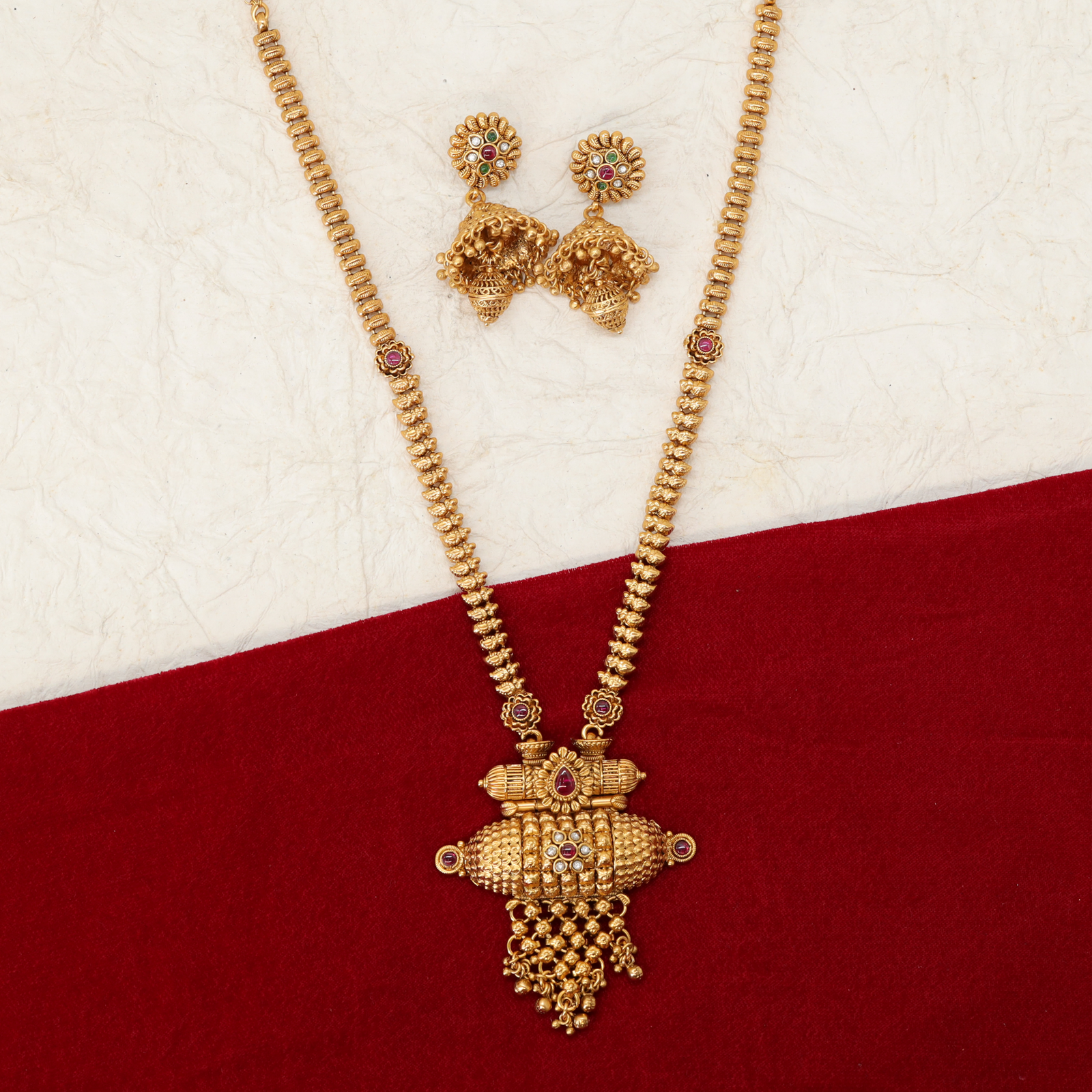 Navaratna Textured Gold Necklace with Cylindrical Centrepiece Design