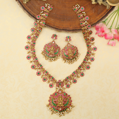 Pushpa Work Long Haara with Decorative Motif Chain and Pendant