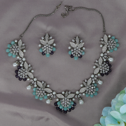 Dazzling Crytalstal Petal Necklace Set with Cluster Motifs and Decorative Drops