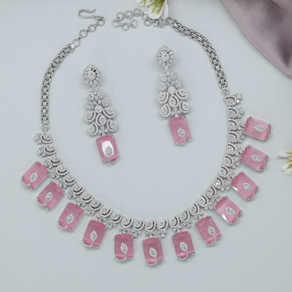 Artistic Rectangular Necklace with Repeating Drop Elements and Stylish Finish