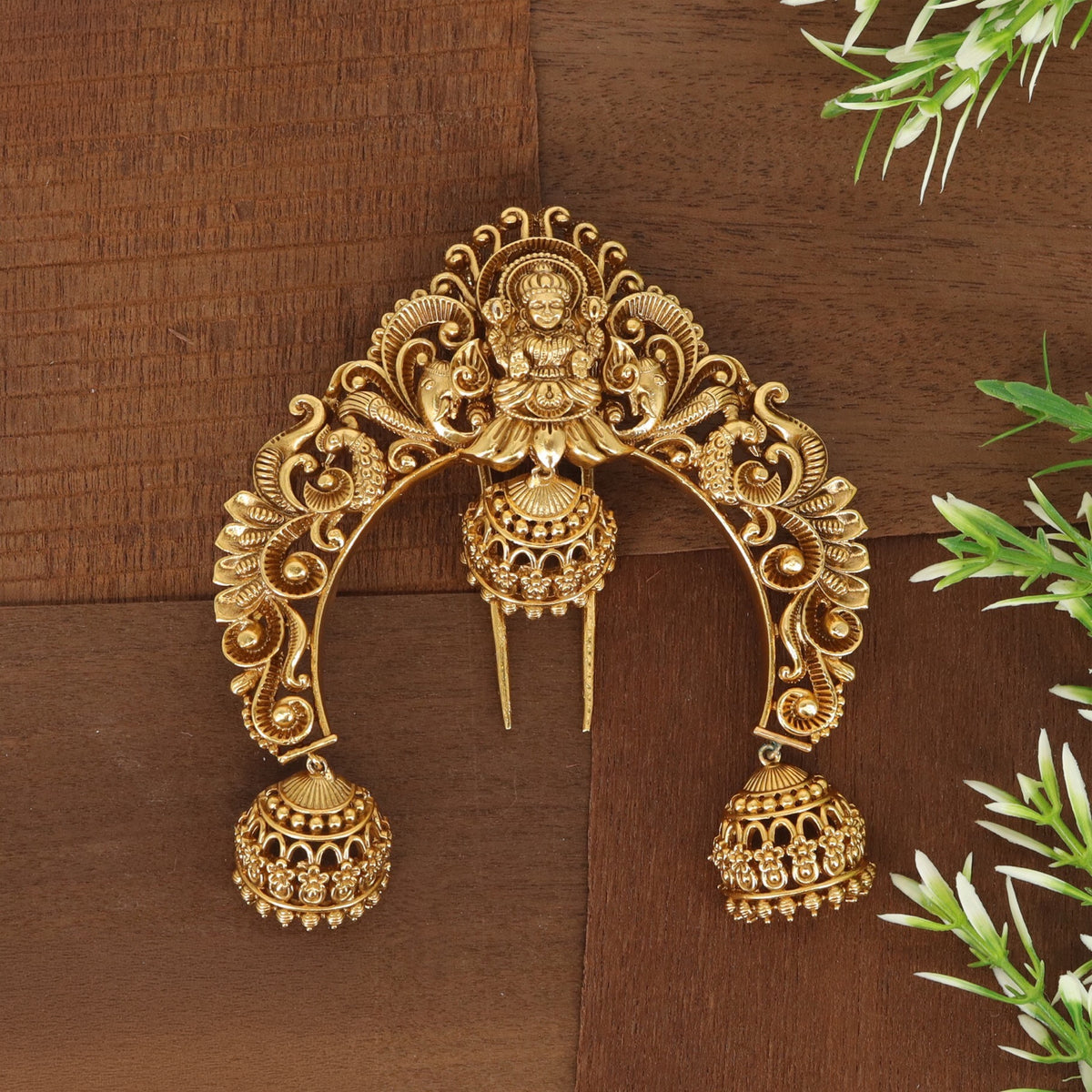 Premium Antique Lakshmi arch with traditional detailing