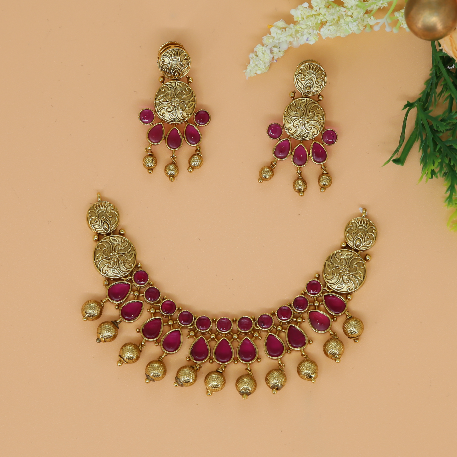 Mandara Filigree Medallion Pendant Set with Teardrop Stone Fringe